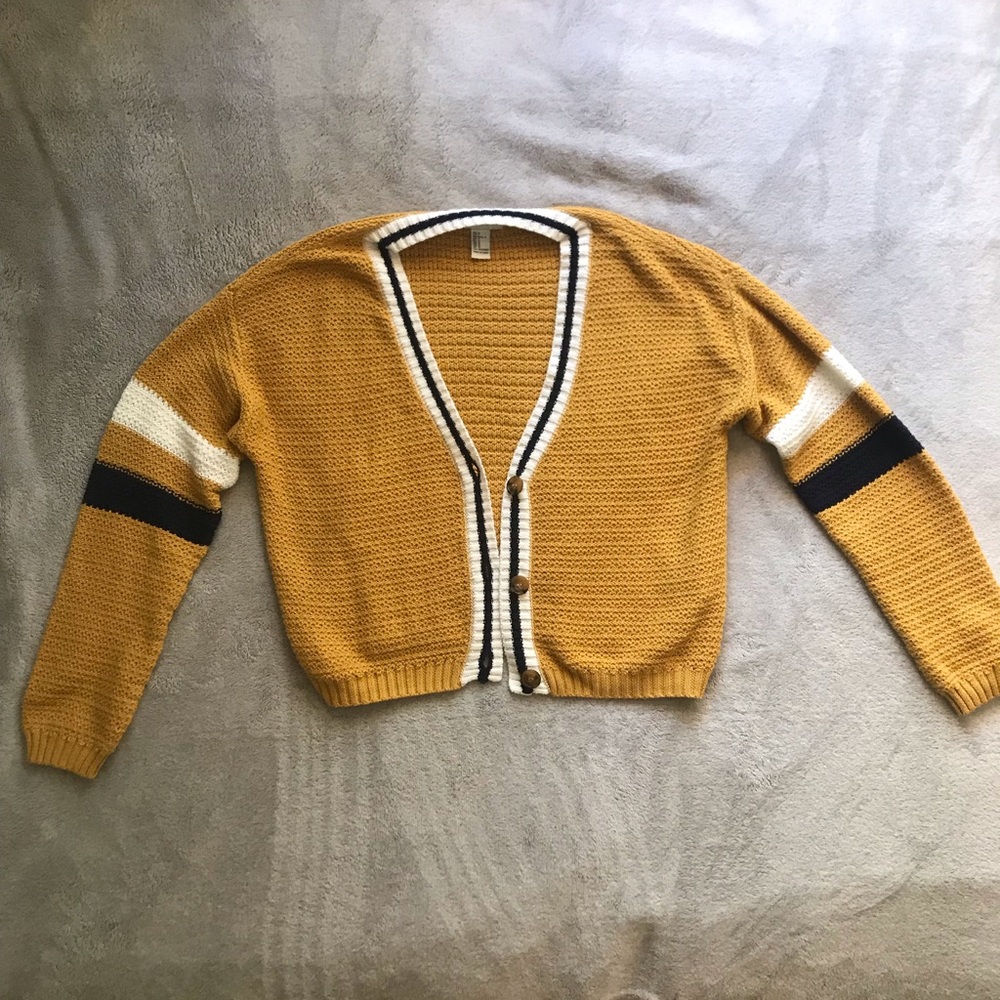 sweater/shirt